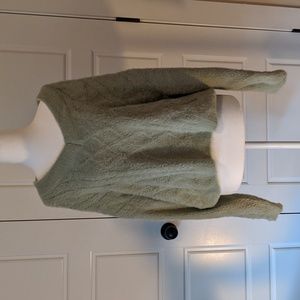 Women's sweater